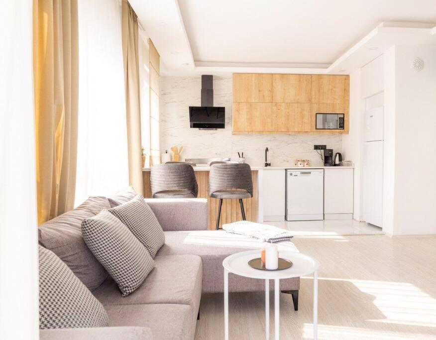 Daire Cozy Insta-worth 2br W King Bed Jamaa Antalya