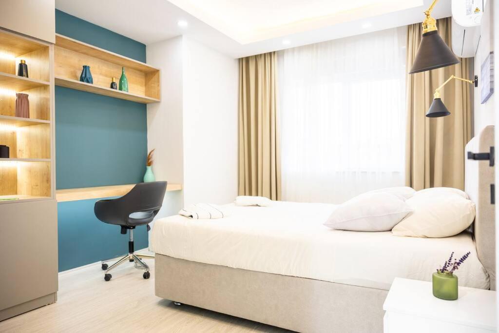 Cozy Insta-worth 2br W King Bed Jamaa Daire *